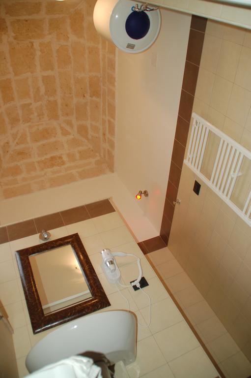 B&B Emily Бриндизи Экстерьер фото