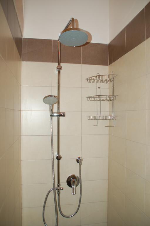 B&B Emily Бриндизи Экстерьер фото
